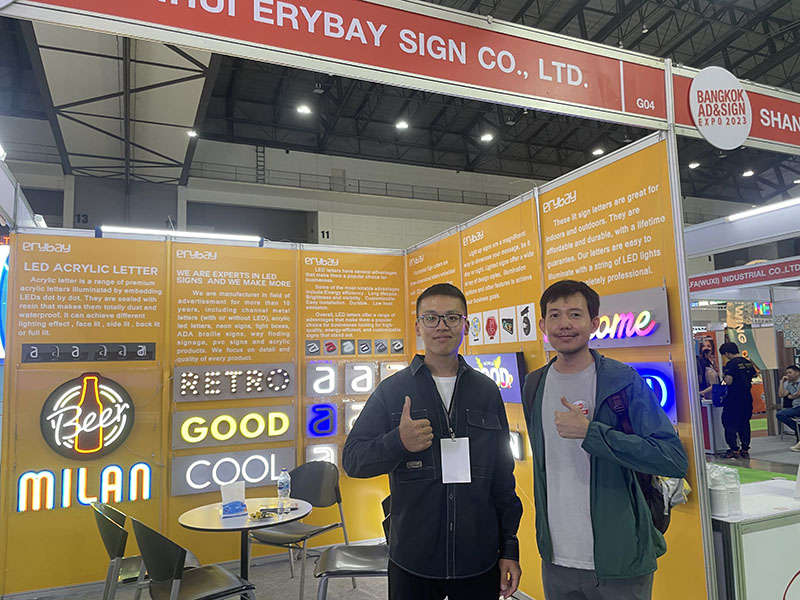 Satinsign participe à l'exposition internationale en Thaïlande, favorisant la collaboration et les échanges mondiaux